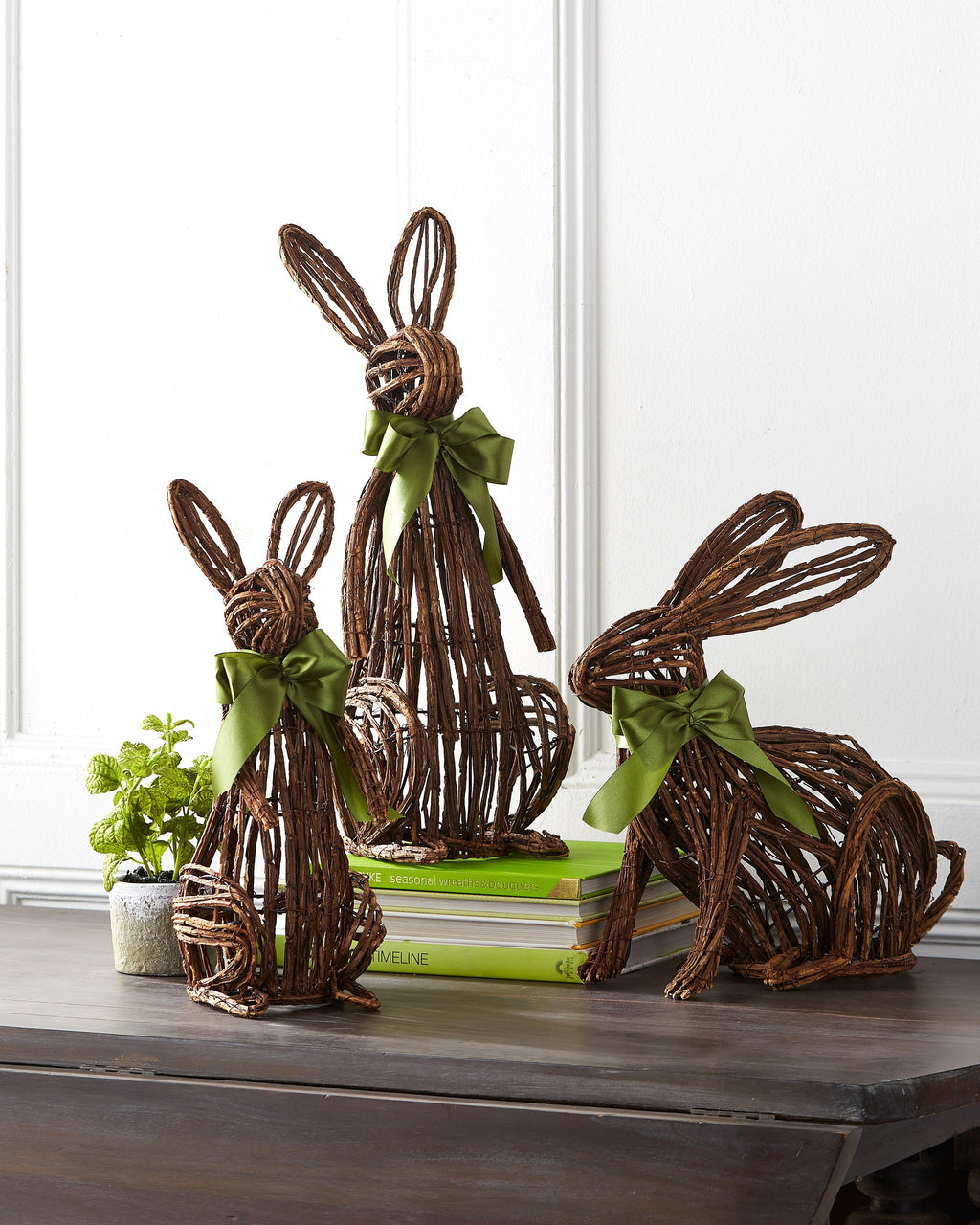 22" OPEN VINE RABBIT