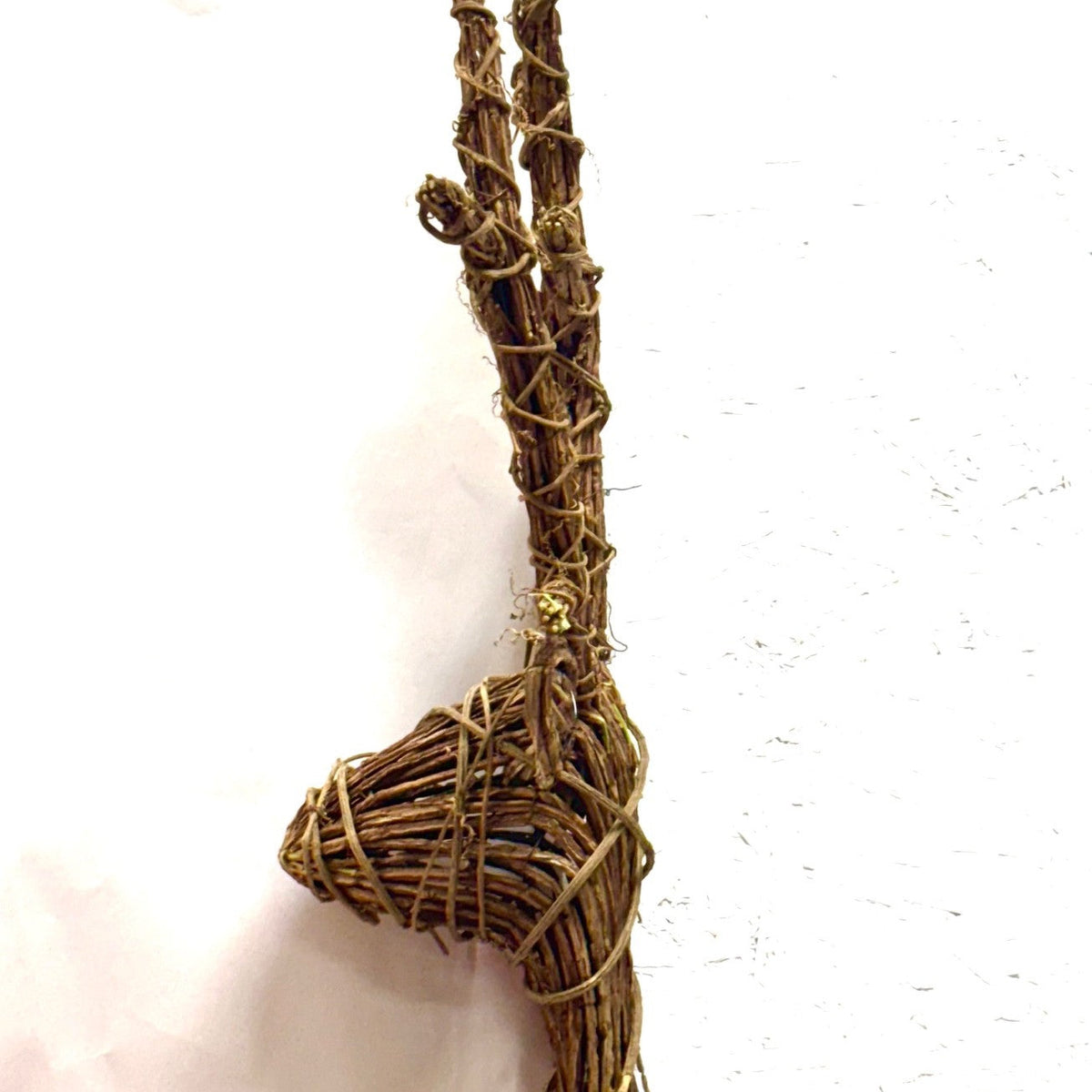 21"OPEN VINE STAG HEAD 9.5"W X 7"D X 21"H